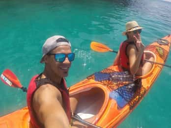 Lefkada: Kajaktur i den skjulte blå grotten med lunsj og frukt