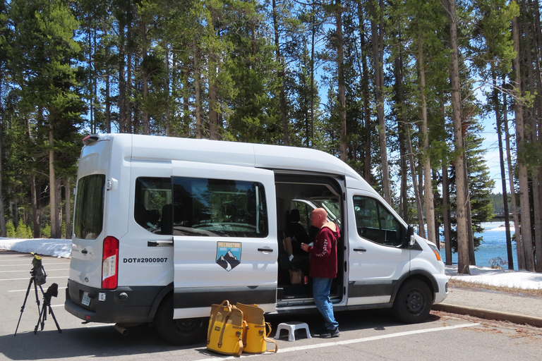 From West Yellowstone: Lamar Valley Wildlife Tour by Van