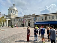 Montréal, East and West Old Montreal Guided Walking Tour - Hizvo
