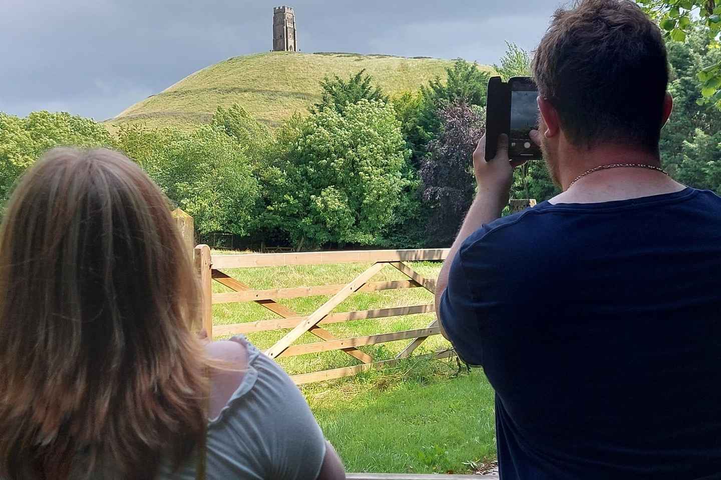 Eine Tour durch Glastonbury - Geleitet von den Bäumen