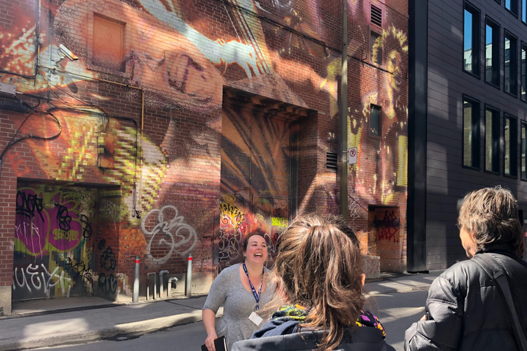 Montreal: Guided Walking Tour of Montreal&#039;s Murals1:30 PM Group Tour in French