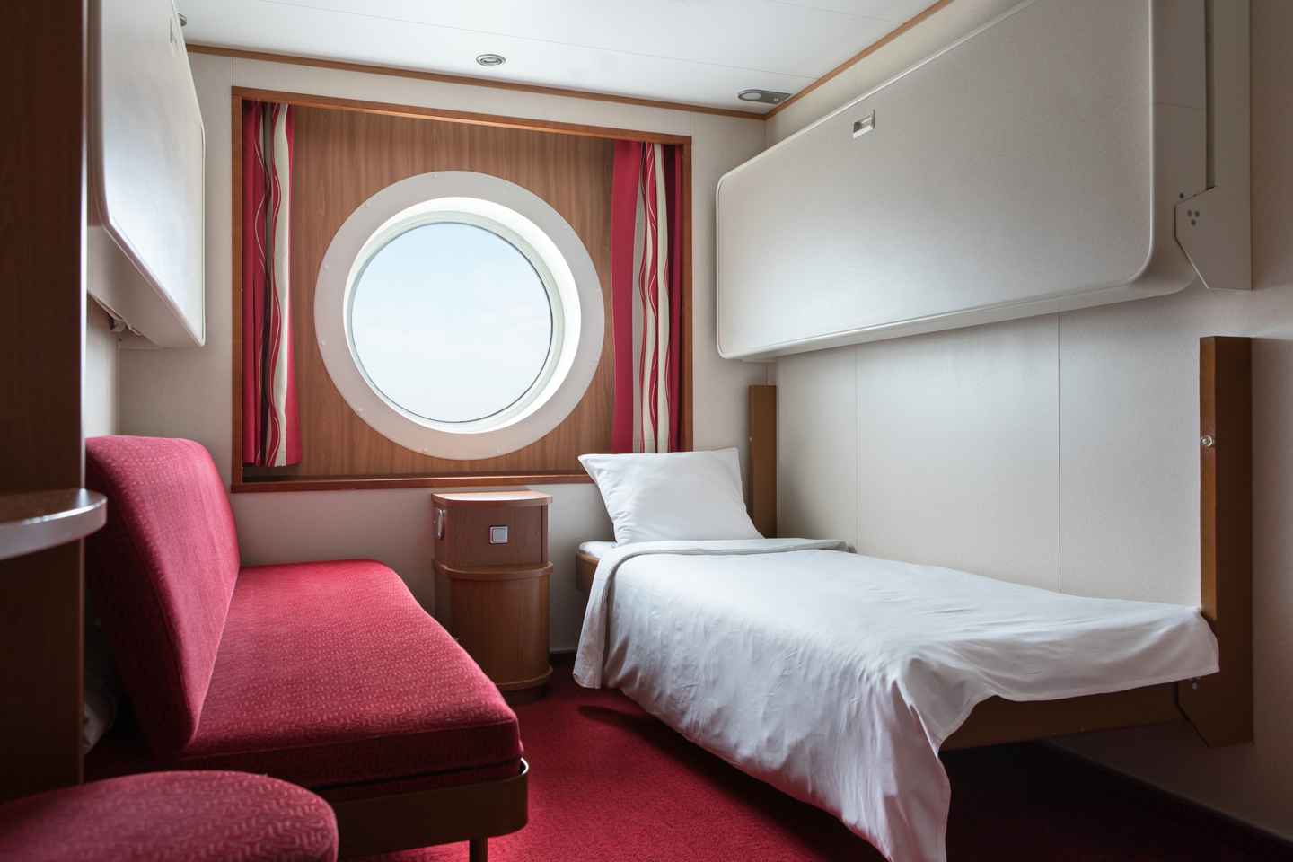 Baltic Sea Round Trip: Tallinn-Stockholm-Tallinn Mini-Cruise