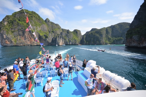 Z Phuket: rejs promem z rurką na wyspy Phi PhiRejs z miejscem spotkania