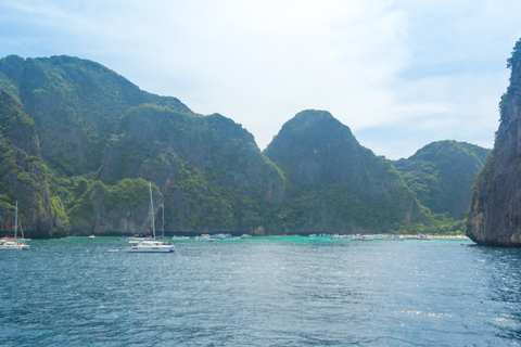 From Phuket: Snorkeling Ferry Cruise to Phi Phi Islands Cruise with Hotel Pickup