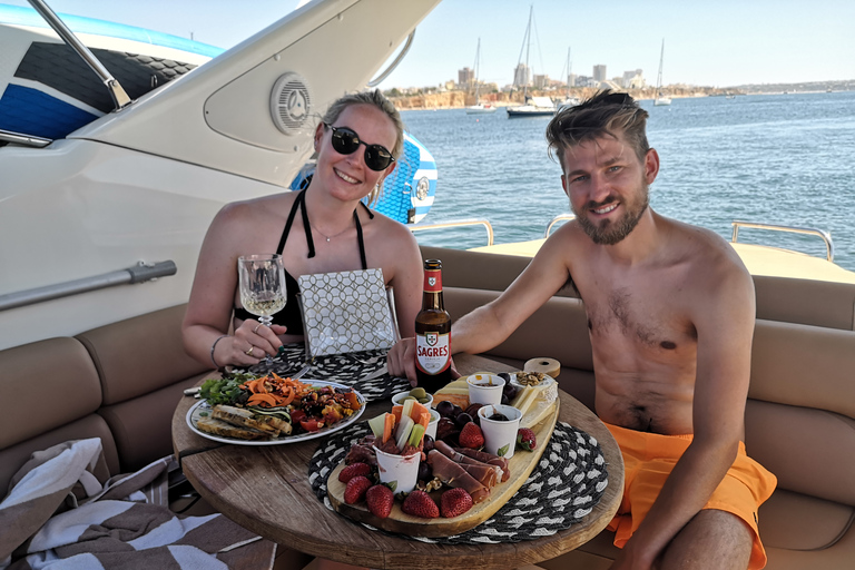 Luxe bootcharter voor een hele dagLuxe privébootcharter voor een hele dag