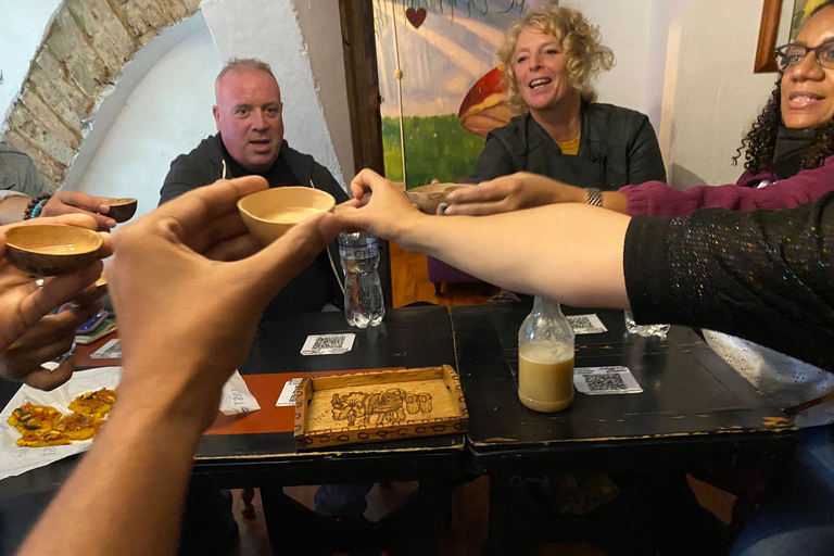 Bogotá: La Candelaria Historischer Rundgang mit Snacks