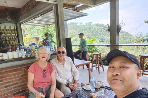 Yogyakarta: Cascata escondida e campos de arroz Grupo pequeno ...