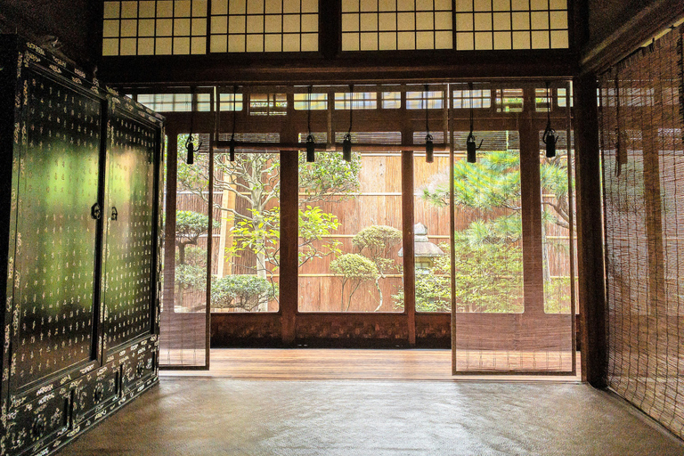 Kyoto: Traditionelle Stadthaus-Tour, Kimono & Teezeremonie