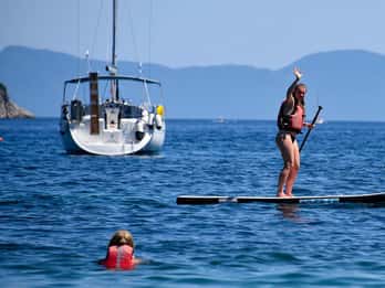 Lefkada: Guided Half-Day Island Stand-Up Paddleboarding Tour