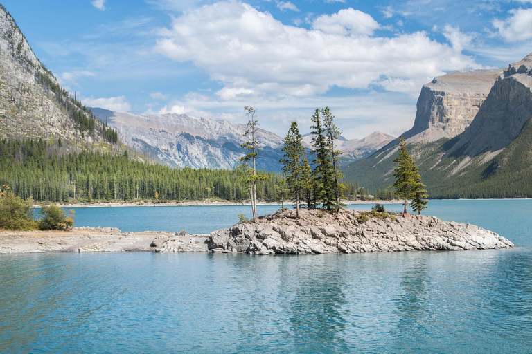 Western Canada Self-Driving Audio Guide English and German