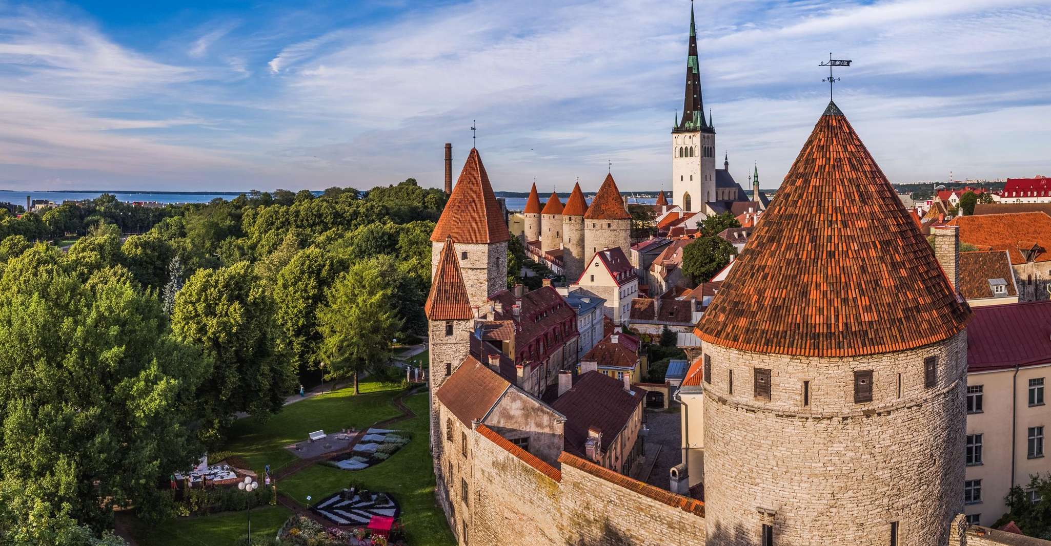 Stockholm'den Tallinn & Breakfast'a 3 Günlük Dönüş Yolculuğu - Hizvo
