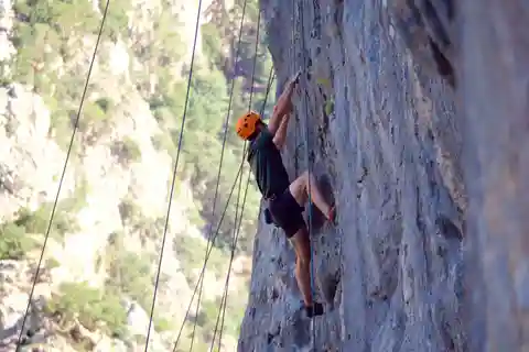From Kalamata: Rock Climbing in Lagada