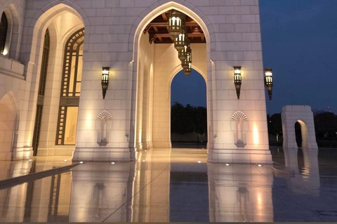 Muscat Evening Experience: Souq Walk, Coastal Views & Local