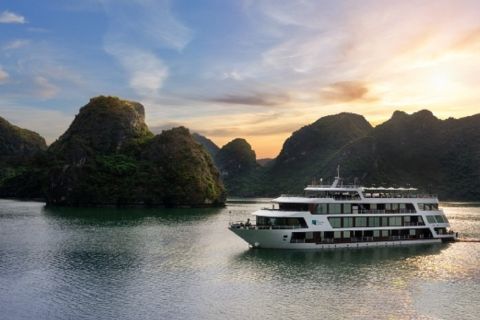 Ha Long Bay-Lan Ha Bay 3-Day Luxury Cruise with Activities