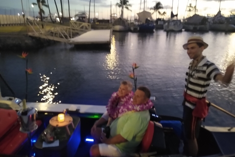 Oahu: Luxury Gondola Cruise with Drinks and Pastries Waikiki: Shared Evening Gondola Cruise with Drinks & Snacks
