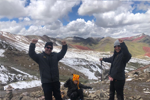 De Cusco: excursion d'une journée à Vinicunca Rainbow Mountain