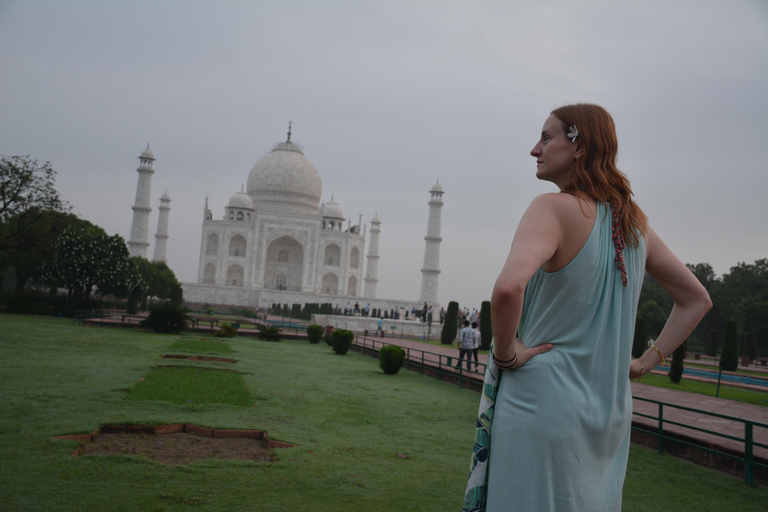 Delhi: 6 Days Golden Triangle Tour with Varanasi & Boat Ride Only Private Tour Guide