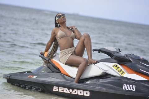 Montego Bay: actividad en moto de agua y playa con transporte privadoDesde Bahía Montego