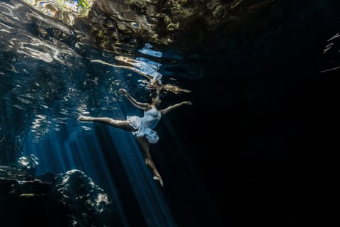 Cancun: Private Underwater Cenote Photo Shoot Experience