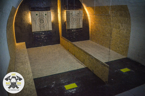 Axe throwing Kraków von Axe Nation VIP