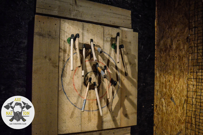 Axe throwing Kraków by Axe Nation VIP