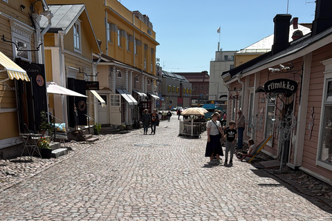 Helsinki: Porvoo Private Tour with Guide and Car