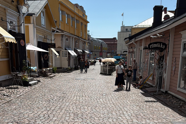 Helsinki: Porvoo Private Tour with Guide and Car