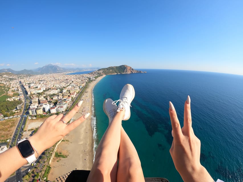 Alanya Tandem Paragliding Over Een Kasteel En De Zee GetYourGuide