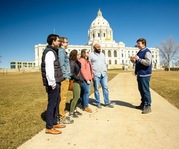 St. Paul: Historical Walking Tour with Local Guide