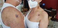 Santa Marta, piccolo tatuaggio nello studio locale - Housity