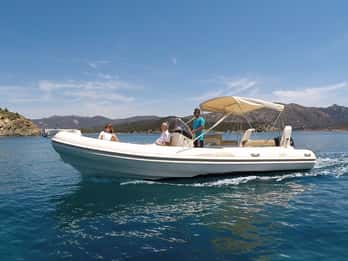 From Chia: Boat Ride to Cala Zafferano with Snorkeling