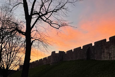 York: Dark History Walking Tour
