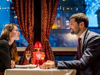 Paris: Elvecruise på Seinen med 3-retters middag og levende musikk