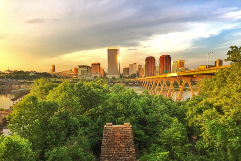 Richmond: Guided Hike in James River Park