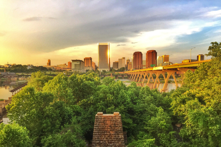 Richmond: Guided Hike in James River Park