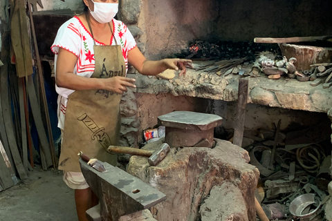 Oaxaca: Artisans, textiles and markets