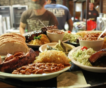 From Austin: Hill Country BBQ & Wine Shuttle