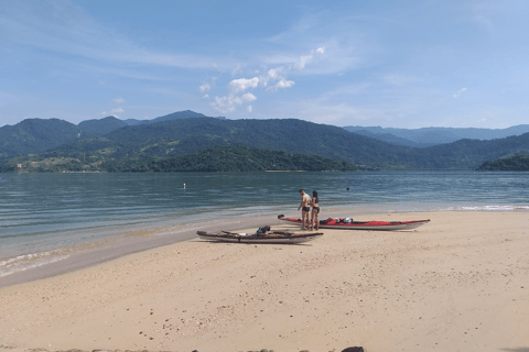 Paraty Bay: półdniowa wycieczka po namorzynach i plażach kajakiem