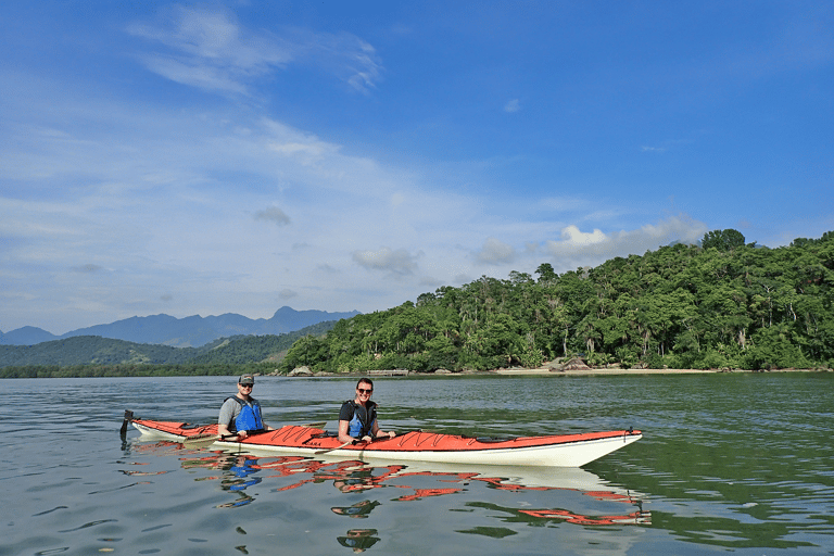 Baie de Paraty : Demi-journée de visite des mangroves et des plages en kayak