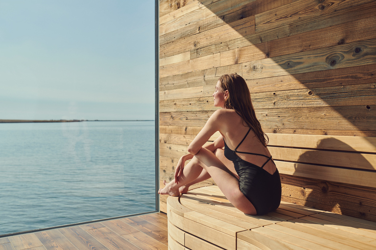 Reykjavik: Sky Lagoon Entrance Pass With 7-Step Spa Ritual Sky Pass With 7-Step Spa Ritual