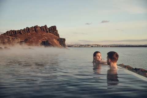 Reykjavik: Sky Lagoon Entrance Pass With 7-Step Spa Ritual Sky Pass With 7-Step Spa Ritual