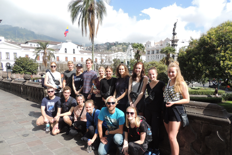 Quito: Linbanetur och privat stadsrundturQuito: Linbana och privat stadsrundtur