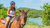 Montego Bay und Negril, Zipline, Tubing und Reiten - Hizvo