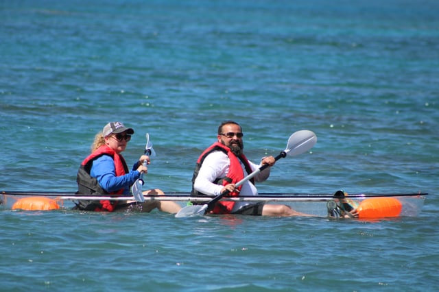 Olowalu: Excursión guiada en kayak transparente - Ilimitada