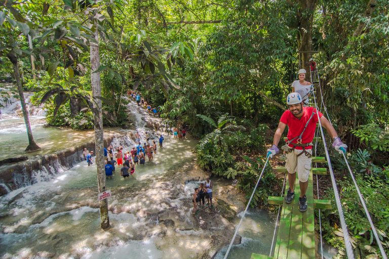 Montego Bay: Dunns Catamaran Sail & Snorkel with Zipline