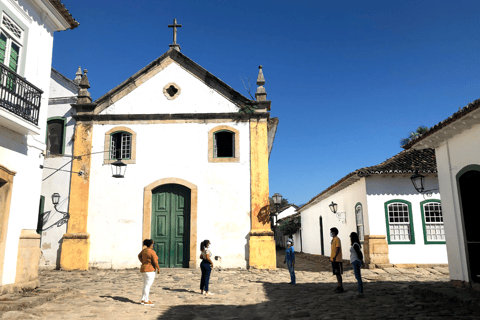 Quartier historique de Paraty : Visite à pied avec dégustation de CachacaParaty : Visite à pied en anglais avec dégustation de cachaca