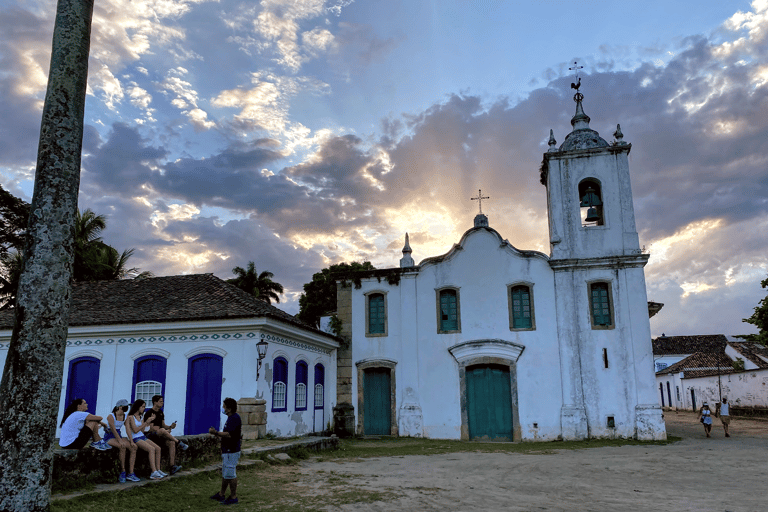 Quartier historique de Paraty : Visite à pied avec dégustation de CachacaParaty : Visite à pied et dégustation de cachaca