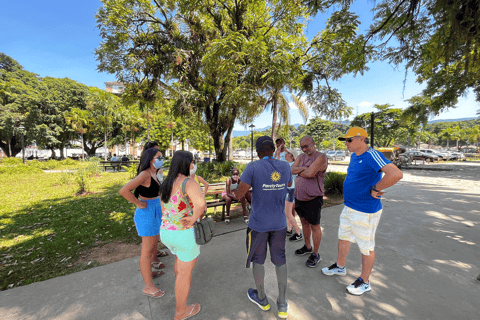 Quartier historique de Paraty : Visite à pied avec dégustation de CachacaParaty : Visite à pied et dégustation de cachaca