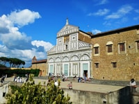 Florencia, alquiler de E-Vespa con Smartphone Tour y Degustación - Hizvo