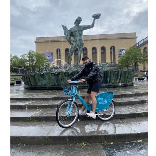Gothenburg: City Highlights Bike Tour with Transfer